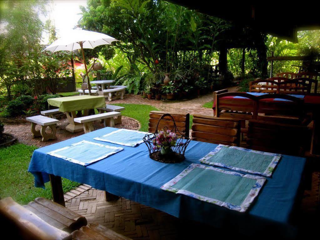 Mae Rim Lagoon Bed & Bakery Exteriör bild